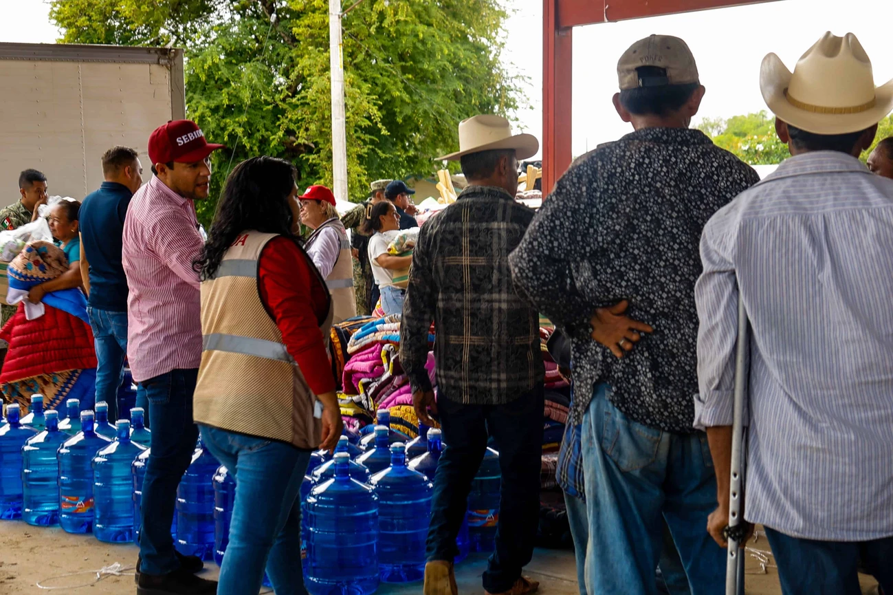 Familias de comunidades indígenas de Concordia y Cosalá reciben apoyos y atención médica integral