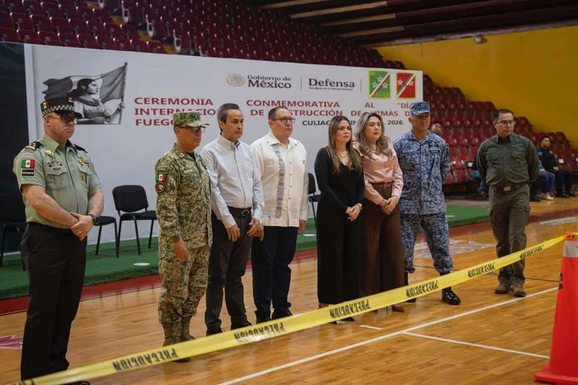 El General Julio César Islas Sánchez encabezó la destrucción de 372 armas de fuego en Culiacán.