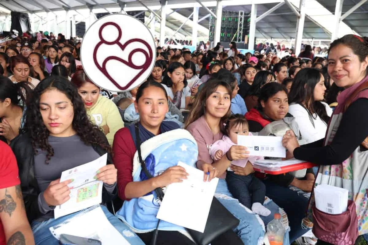 Inscripción al apoyo Desde la Cuna en la CDMX. Foto: Cortesía