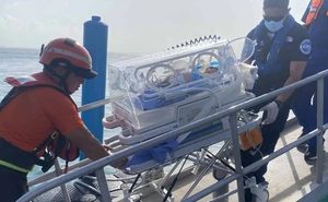 Un bebé luchaba por respirar; la Marina respondió con un traslado de emergencia por mar