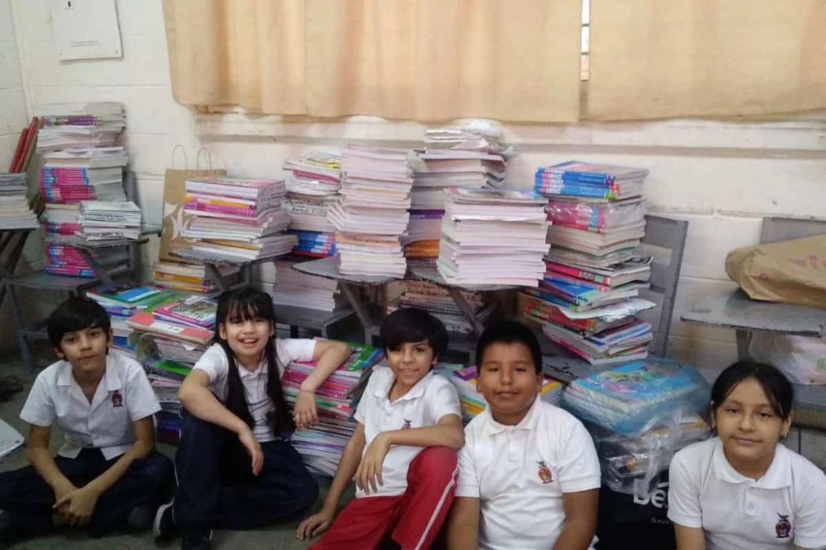Más allá de la cantidad de libros reunidos, esta actividad dejó una enseñanza importante entre los alumnos: pequeños actos de solidaridad pueden generar grandes cambios.