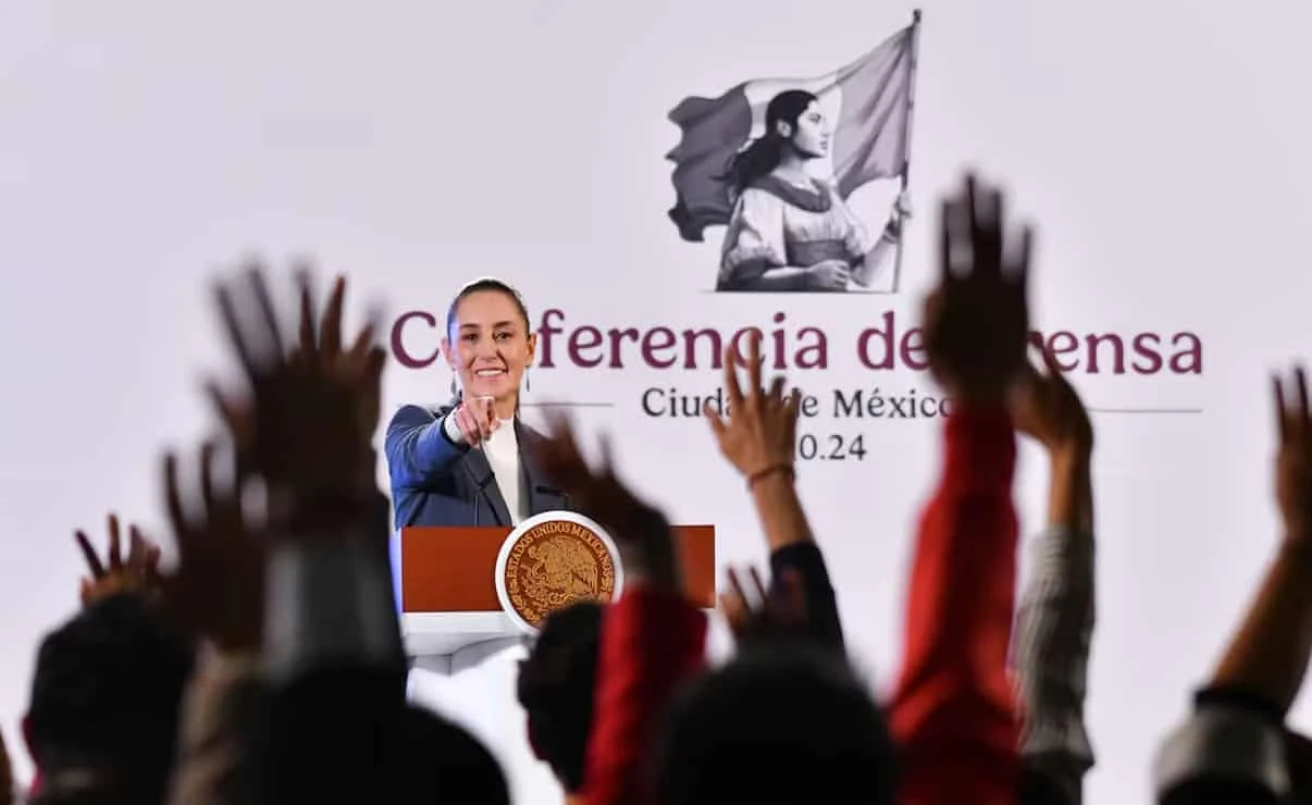 Decenas de periodistas y reporteros participan en este ejercicio de rendición de cuentas cada día. Foto: Presidencia