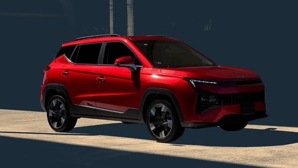 JAC 4 2027 llega a M&eacute;xico: qu&eacute; cambia, contra qui&eacute;n compite y si conviene
