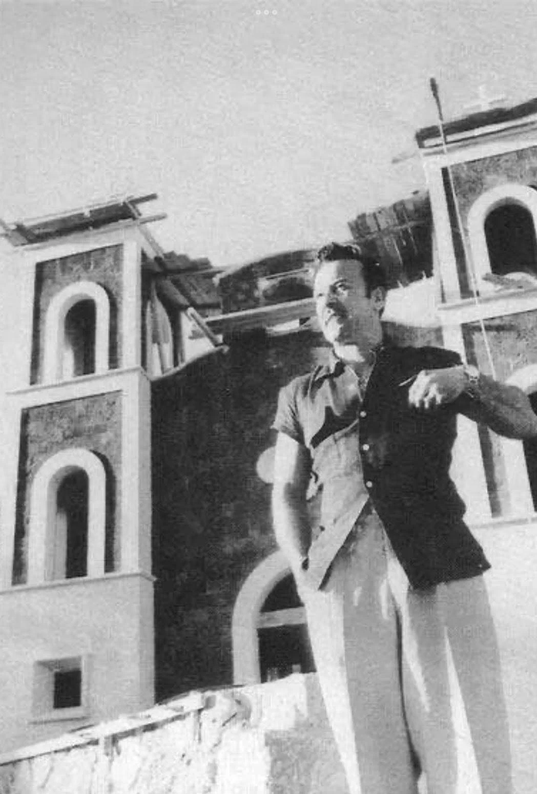 Pedro Infante en su casa de Cuajimalpa. Foto: Especial