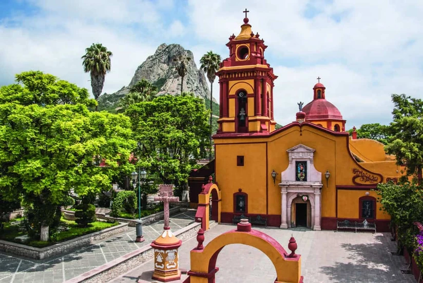 Bernal enamora con sus calles empedradas y sus restaurantes. Foto: Cortesía