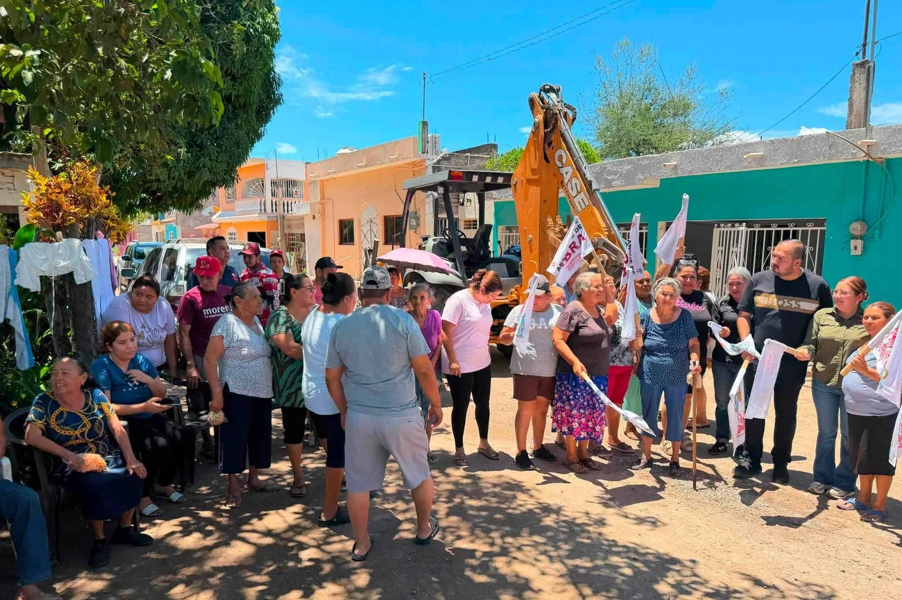 Inicia pavimentación de la avenida Heriberto Jara en Piaxtla de Abajo