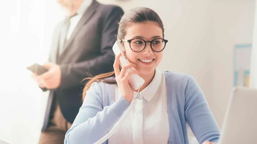Feliz D&iacute;a de la Secretaria: frases y mensajes cortos para felicitarlas en su d&iacute;a