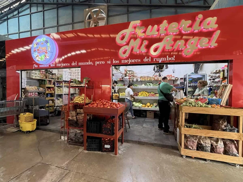 La Frutería Mi Ángel tiene 11 años ofreciendo a los clientes productos de calidad y la buena atención de sus propietarios