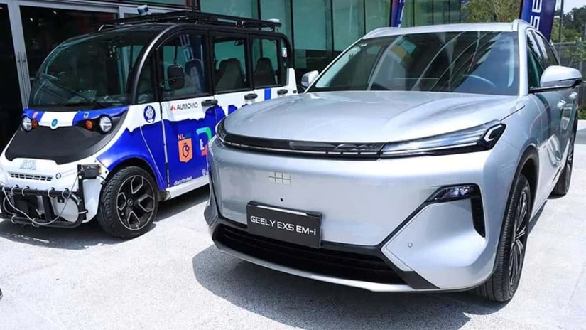 Geely prestó unidades del EX5 EM-i para que estudiantes e investigadores del Tec las desmonten y programen; la marca acumuló 23,151 unidades vendidas en el primer semestre de 2026.