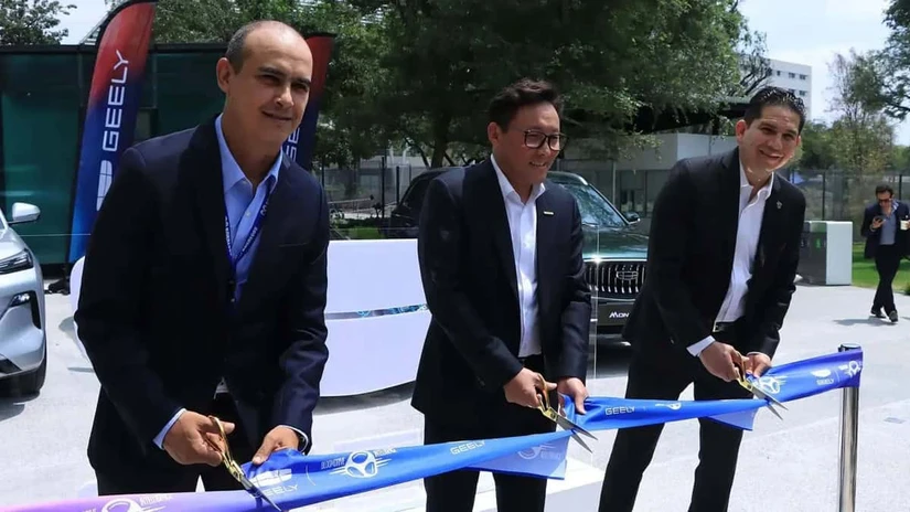 Los 4 millones de pesos de la inversión se destinarán a modernizar controladores semafóricos y sensores que identifican autos, ciclistas y peatones en tiempo real.