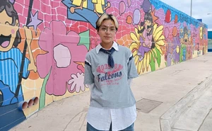 Han Rivera Yee, estudiante de Artes que llena de color y comunidad las calles de Culiacán