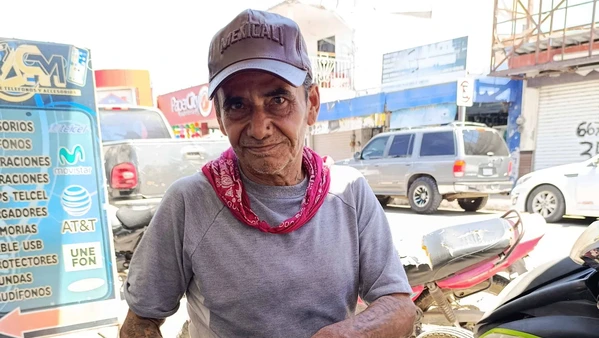 Medio siglo de un oficio que nunca solt&oacute;: &Eacute;l es "El Mero" y lleva 50 a&ntilde;os boleando en Eldorado