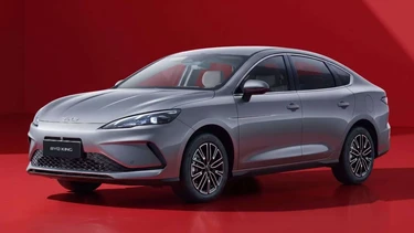 BYD King 2027 llega a México: 27 km por litro y 1,680 km con un tanque
