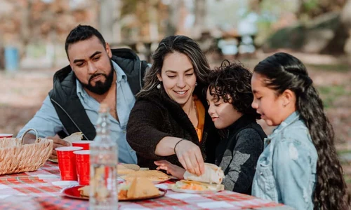 ¿Cuánto ingreso necesita una familia para no ser pobre según INEGI? ¿Cuánto ingreso necesita una familia para no ser pobre según INEGI?