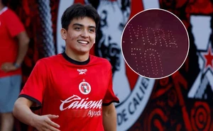 ¡Espectáculo en el cielo para Gilberto Mora! Xolos rinde emotivo homenaje con drones