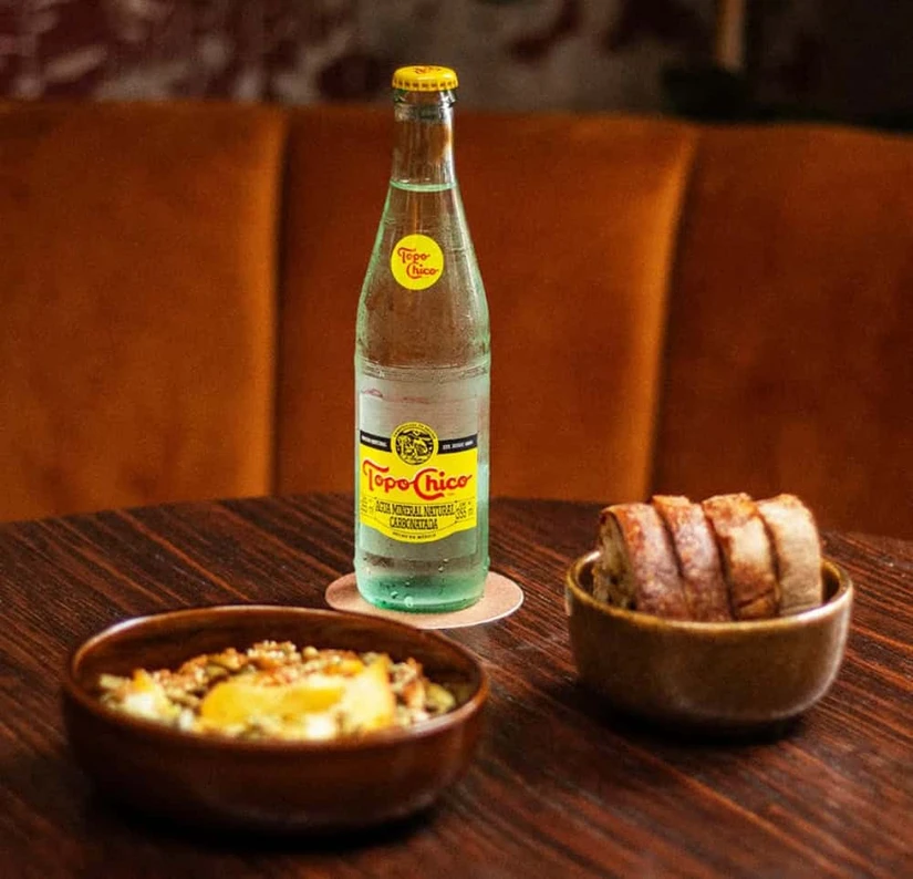 El origen de la marca Topo Chico se remonta a finales de 1800 en Monterrey. Foto: Cortesía
