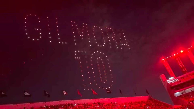 Xolos rinde homenaje con drones en honor a Gilberto Mora. Foto: Luis Madrigal
