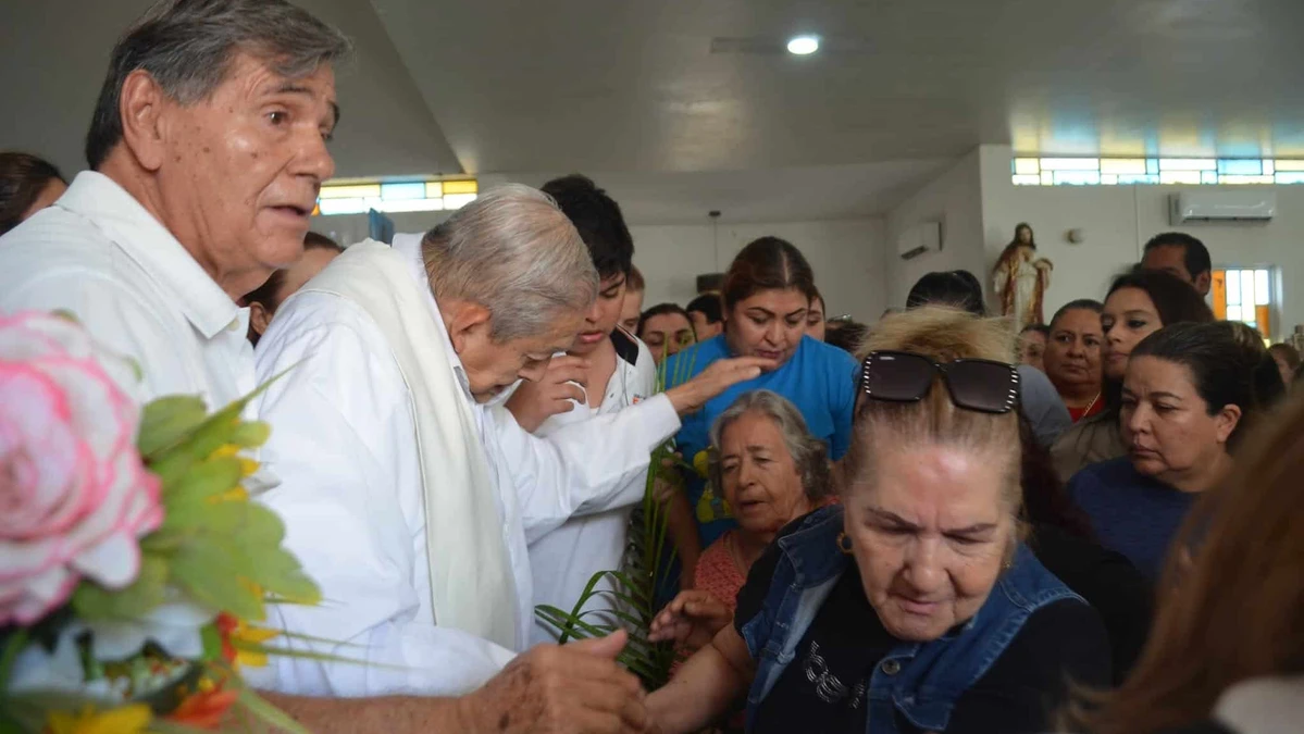 El Padre Héctor Orozco Gutiérrez, conocido como el Padre Jeringas, presidirá Misas y Horas Santas de Sanación en cuatro parroquias de Culiacán del 21 al 26 de julio. Foto: Juan Madrigal