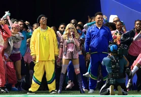 El momento que sorprendi&oacute; al mundo en la final del Mundial 2026: Madonna junto a Ronaldo y Ronaldinho