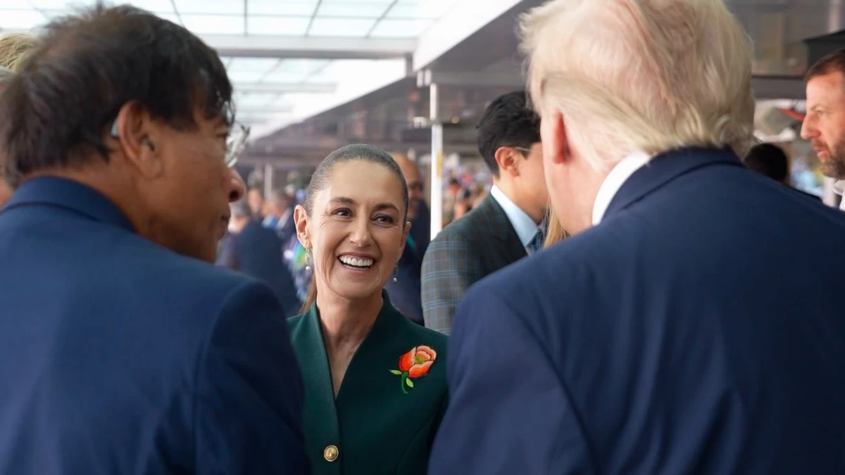 La presidenta Claudia Sheinbaum informó que aprovechó su asistencia a la final del Mundial 2026 para dialogar con altos funcionarios del Gobierno de Estados Unidos.