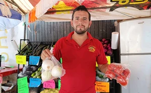 Cuando una puerta se cierra… “Frutería Chaidez” el negocio familiar en Quilá que nació de la adversidad