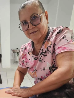 Julieta Guzmán, una de las primeras terapeutas de masaje en Culiacán, transforma vidas con terapias a domicilio
