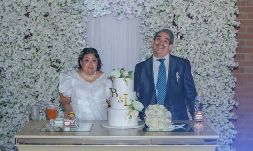 El Rosario, Sinaloa, se une para hacer realidad el sueño de Solbelén y “Tilico” de casarse por la iglesia El Rosario, Sinaloa, se une para hacer realidad el sueño de Solbelén y “Tilico” de casarse por la iglesia