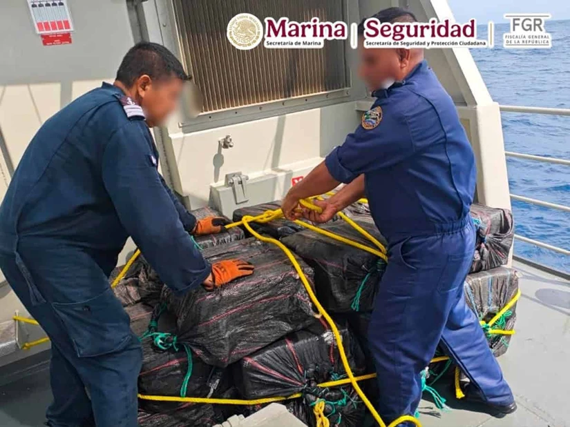 El cargamento que perdió el crimen organizado Marina asegura más de una tonelada de presunta cocaína en Chiapas