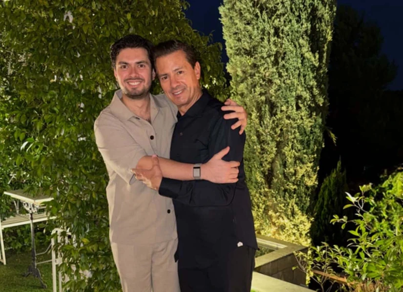 Enrique Peña Nieto con su hijo Alejandro. Foto: Instagram (alejandropepre)