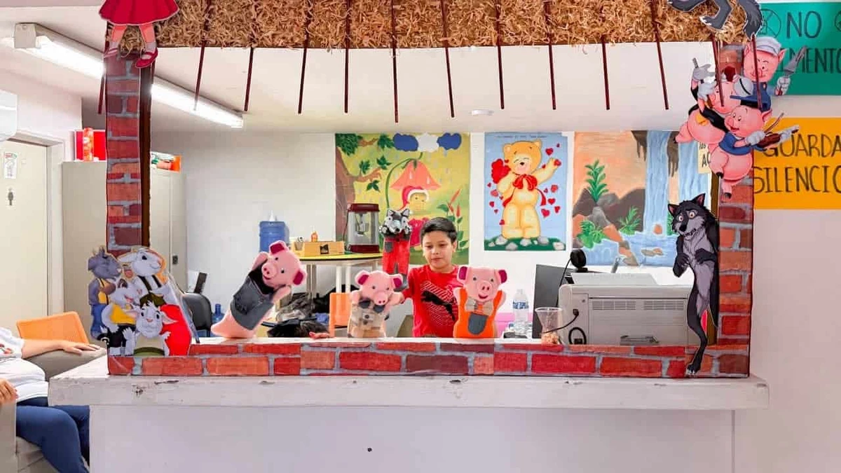 El taller cultural para niñas y niños de Quilá, llamado ¡Quién teme al lobo! ¿Feroz?. fue una actividad desarrollada en el marco de los cursos de verano que se ofrecen en la Biblioteca Pública Municipal de la sindicatura.