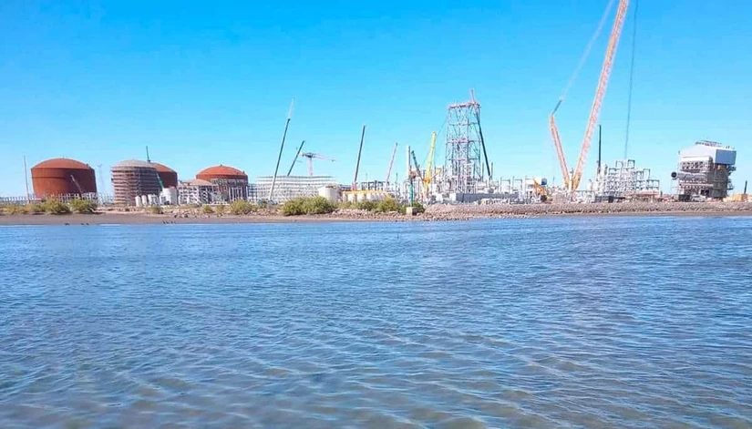 La planta de fertilizantes GPO registra un avance constructivo cercano al 80%, con una inversión de 1,800 millones de dólares y una proyección de 3 mil empleos directos.
