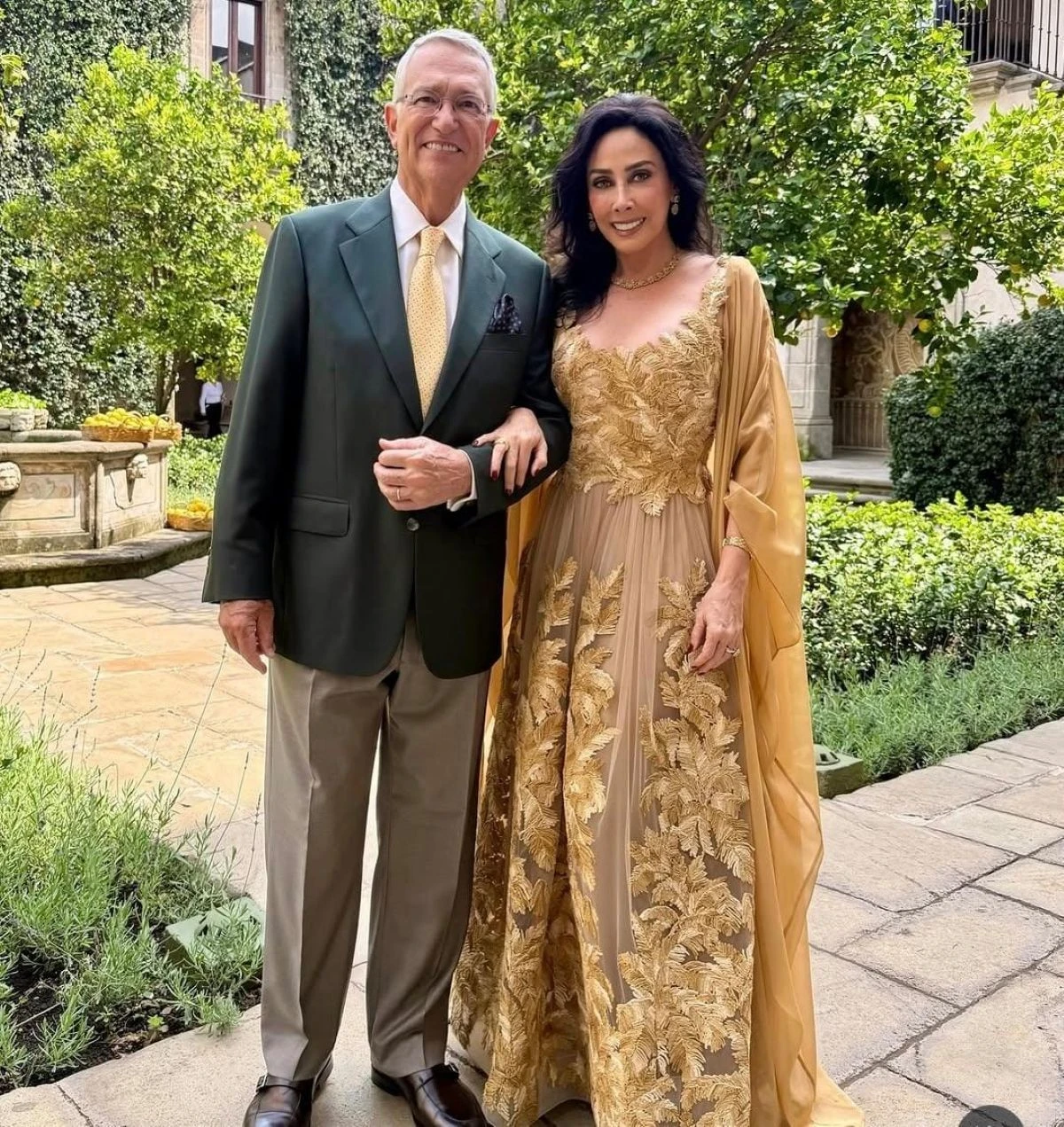 Ricardo Salinas con su esposa María Laura Medina Instagram María Luisa