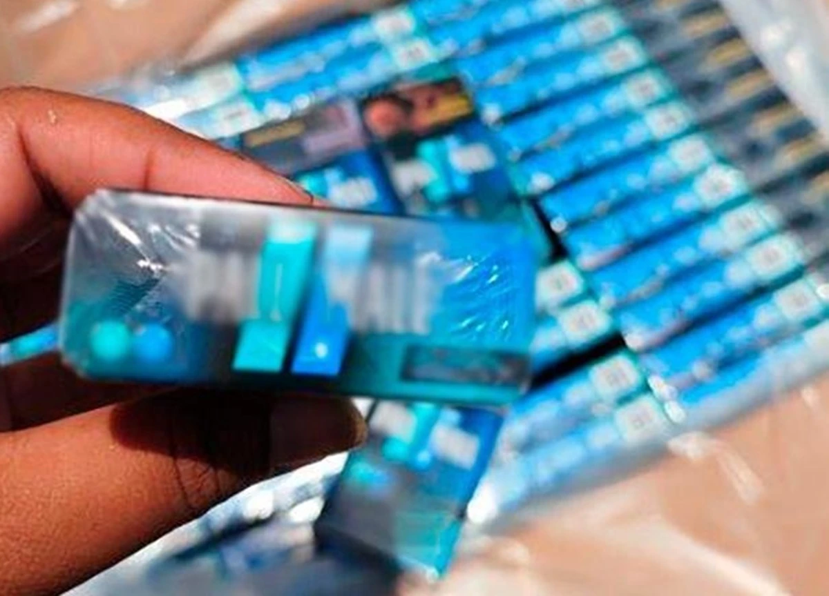 Descubren más de 236 mil cigarrillos apócrifos que buscaban ingresar por el AICM