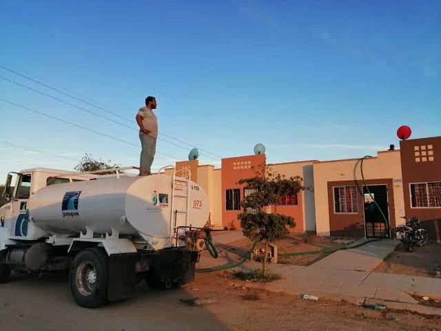 Las primeras gestiones del Comité de vecinos de Pradera Dorada 6 fueron para resolver la falta de agua potable en su colonia