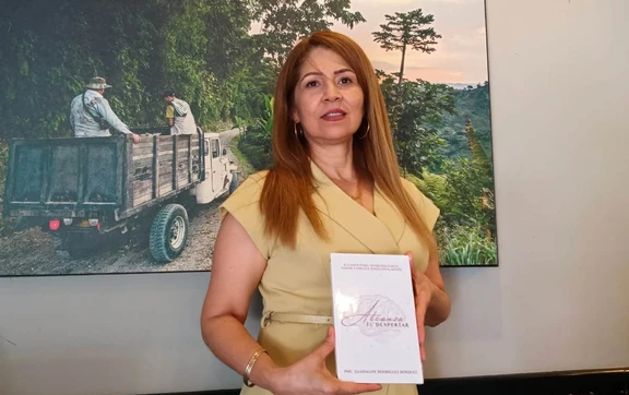 Guadalupe Rodr&iacute;guez: A los 40 a&ntilde;os estudi&oacute; Psicolog&iacute;a y hoy ayuda a sanar heridas emocionales en Culiac&aacute;n