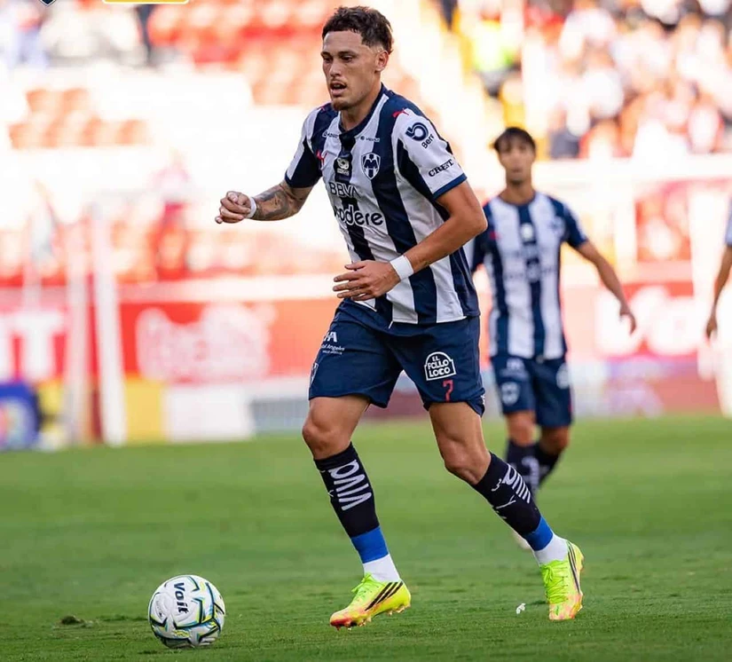 Lucas Ocampos en la cima de la table de goleo de la Liga MX. Foto: Cortesía