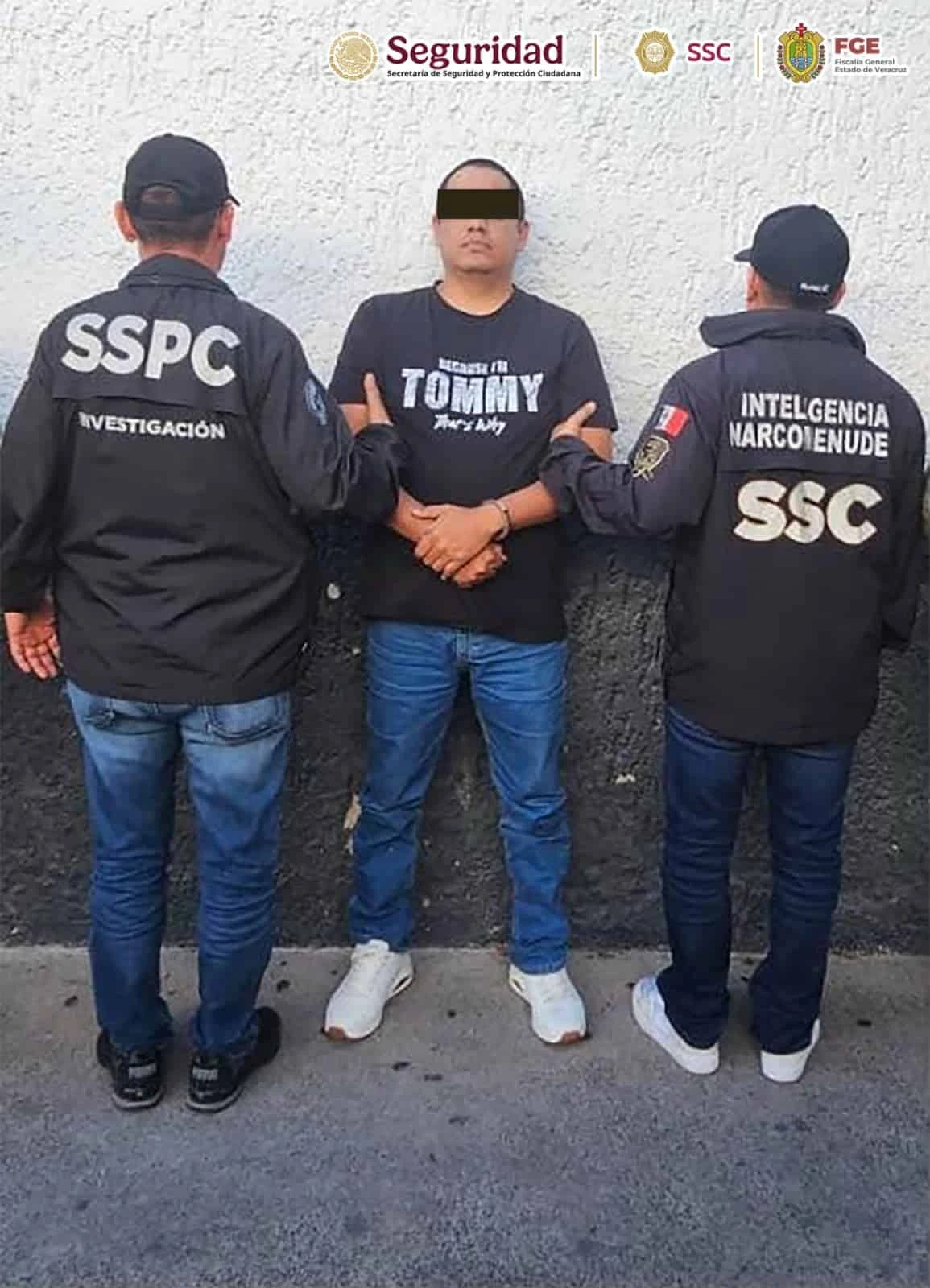 Tras una investigación coordinada entre autoridades de Veracruz, Jalisco y la Ciudad de México, Levi N fue detenido en Zapopan. Es señalado por su presunta participación en un doble homicidio ocurrido en 2023.
