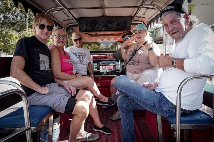 Los turistas navieros visitan los sitios de interés de la zona urbana y rural del municipio 