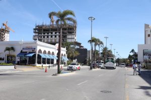 Modernizan la ´Camarón Sábalo´ y presentan corredor turístico El Faro en Mazatlán