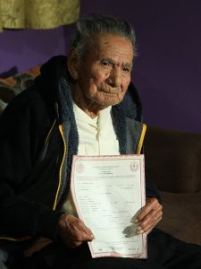 Con 124 años presenció la revolución mexicana y vive para contarla