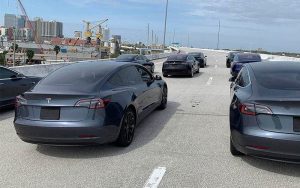 Tesla Model 3 totalmente autónomo 