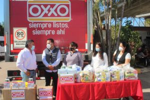 DIF y Ayuntamiento de Navolato reciben otras 350 despensas de OXXO