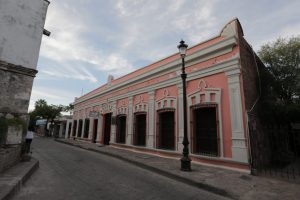 Quirino inaugura la Casa de la Cultura de Mocorito.
