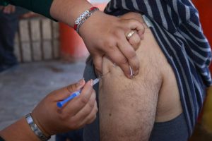 vacunan internos en cárceles de Sinaloa