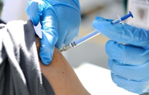 El lunes 24 inicia vacunación a mayores de 50 años en Culiacán