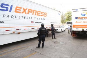 Guardia Nacional y policías trasladan a municipios boletas electorales de Sinaloa