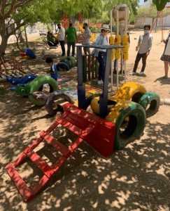 Ciudadanos instalan juegos en 20 parques de Culiacán con Proyecto ICREA