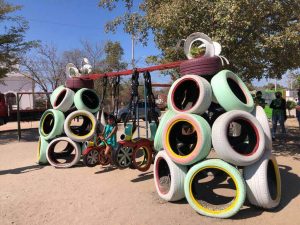 Ciudadanos equipan parques en Culiacán