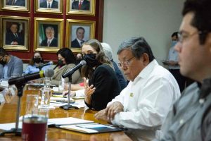 Se reúnen secretarios para atender a víctimas de desplazamiento forzado interno