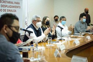 Se reúnen secretarios para atender a víctimas de desplazamiento forzado interno